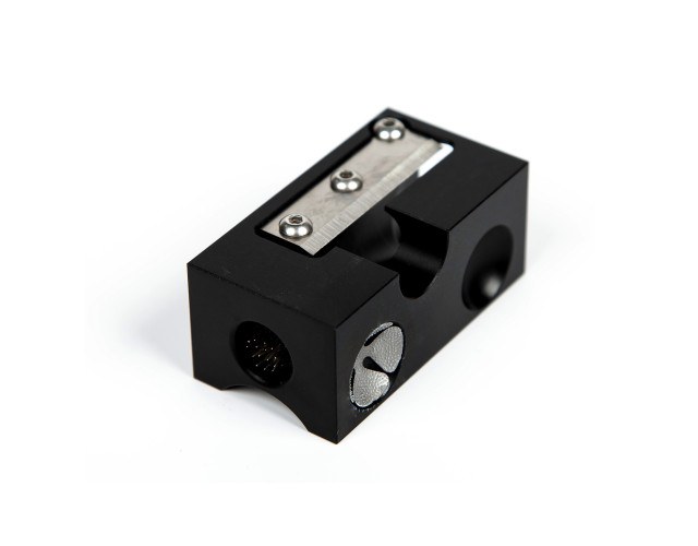 Инструмент для обработки наклейки Artmann Razor